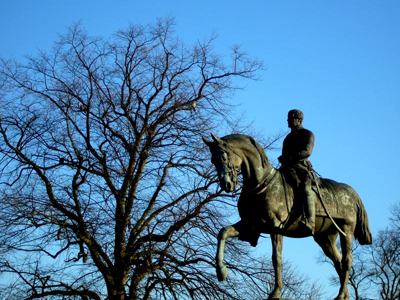 Viscount Combermere's statue in Chester
