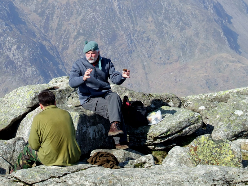 Two men and a discussion on Tryfan
